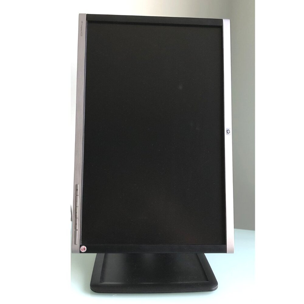 LCD COMPUTER MONITOR - Picture 3 of 4